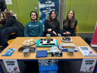 Kuchenverkauf auf der GO Messe in Andernach